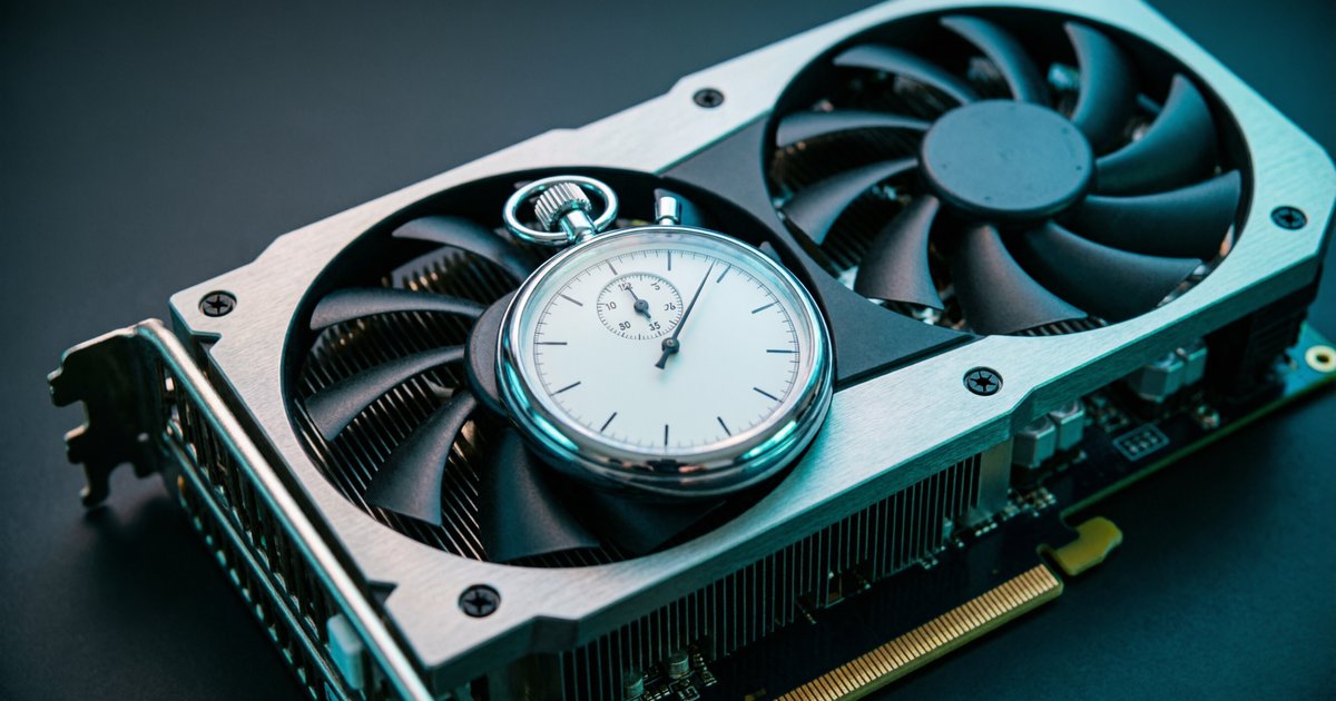 Секундомер на фоне видеокарты — почасовая аренда GPU